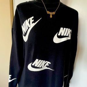 Nike crew neck